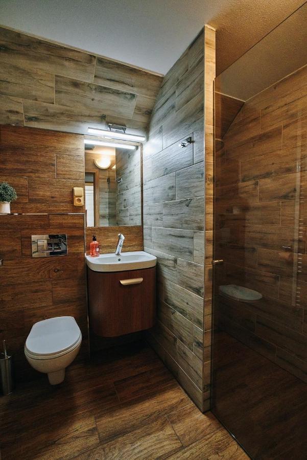 Apartament Garage Harrachov Zewnętrze zdjęcie